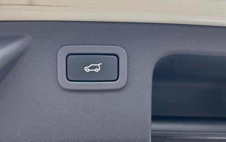 Land Rover Discovery Sport I рестайлинг, 2019 год, 2 000 000 рублей, 7 фотография