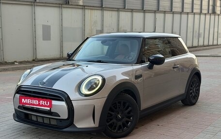 MINI Hatch, 2021 год, 2 345 000 рублей, 3 фотография