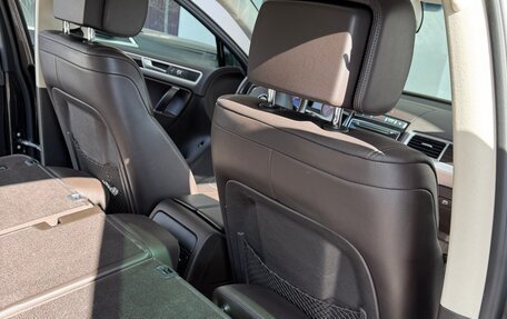 Volkswagen Touareg III, 2016 год, 3 700 000 рублей, 13 фотография