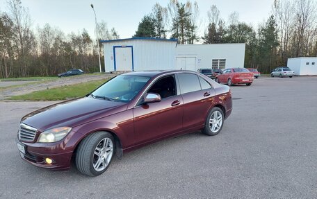 Mercedes-Benz C-Класс, 2007 год, 800 000 рублей, 8 фотография