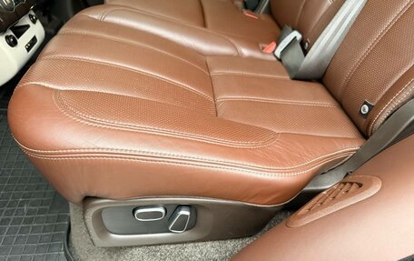 Land Rover Range Rover IV рестайлинг, 2013 год, 3 390 000 рублей, 21 фотография