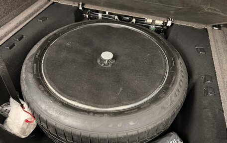 Land Rover Range Rover IV рестайлинг, 2013 год, 3 390 000 рублей, 37 фотография