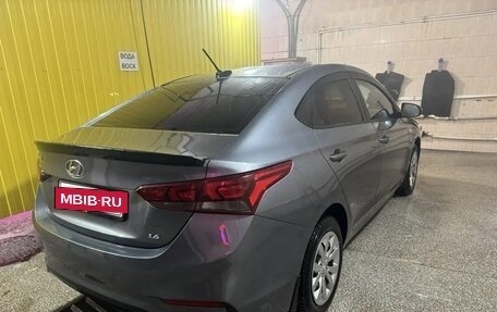 Hyundai Solaris II рестайлинг, 2018 год, 1 370 000 рублей, 3 фотография