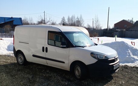 Fiat Doblo II рестайлинг, 2018 год, 898 000 рублей, 6 фотография