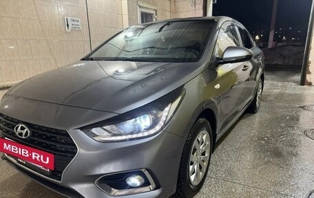 Hyundai Solaris II рестайлинг, 2018 год, 1 370 000 рублей, 9 фотография