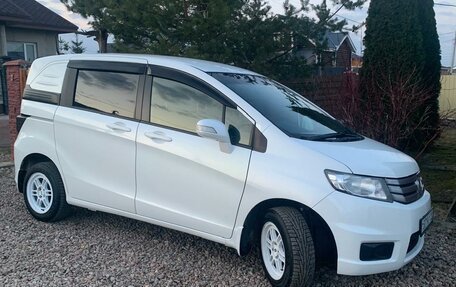 Honda Freed I, 2014 год, 1 500 000 рублей, 3 фотография
