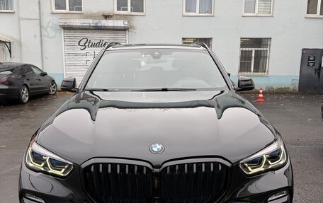 BMW X5, 2019 год, 5 600 000 рублей, 3 фотография