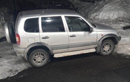 Chevrolet Niva I рестайлинг, 2003 год, 320 000 рублей, 3 фотография