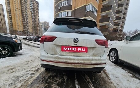 Volkswagen Tiguan II, 2021 год, 4 600 000 рублей, 2 фотография