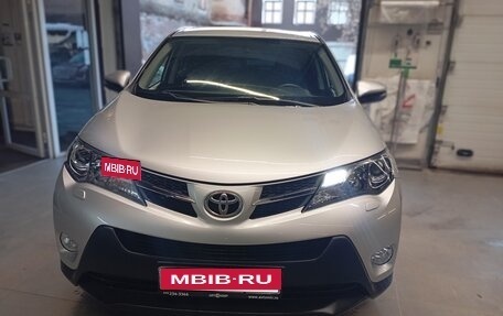 Toyota RAV4, 2013 год, 1 750 000 рублей, 6 фотография
