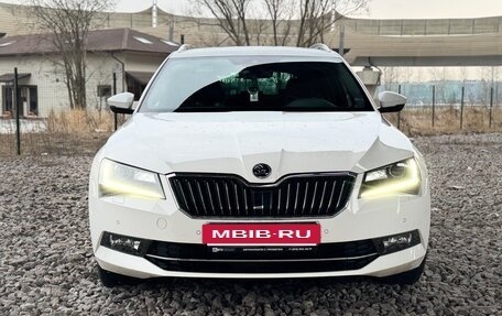 Skoda Superb III рестайлинг, 2019 год, 3 200 000 рублей, 2 фотография