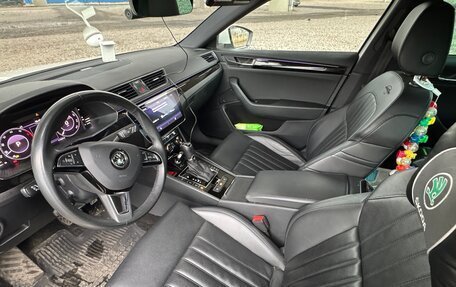 Skoda Superb III рестайлинг, 2019 год, 3 200 000 рублей, 11 фотография