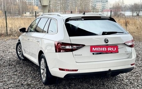 Skoda Superb III рестайлинг, 2019 год, 3 200 000 рублей, 8 фотография