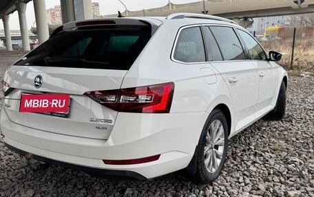 Skoda Superb III рестайлинг, 2019 год, 3 200 000 рублей, 6 фотография