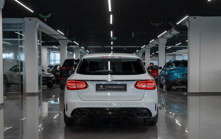 Mercedes-Benz C-Класс, 2019 год, 3 290 000 рублей, 6 фотография