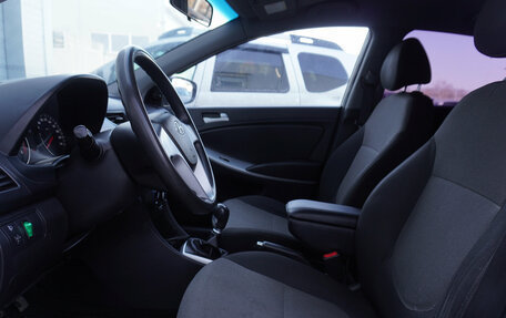 Hyundai Solaris II рестайлинг, 2011 год, 626 000 рублей, 10 фотография