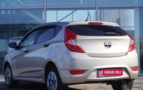 Hyundai Solaris II рестайлинг, 2011 год, 626 000 рублей, 7 фотография