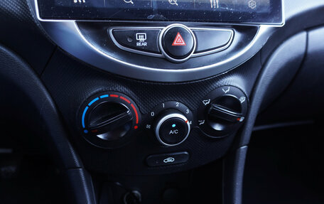 Hyundai Solaris II рестайлинг, 2011 год, 626 000 рублей, 15 фотография