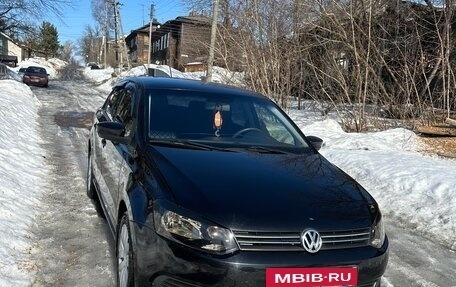 Volkswagen Polo VI (EU Market), 2014 год, 885 000 рублей, 2 фотография