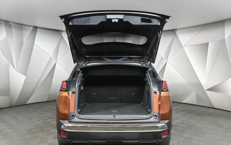 Peugeot 3008 II, 2018 год, 1 945 000 рублей, 12 фотография