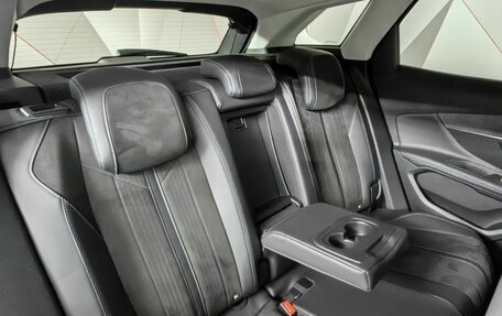 Peugeot 3008 II, 2018 год, 1 945 000 рублей, 17 фотография
