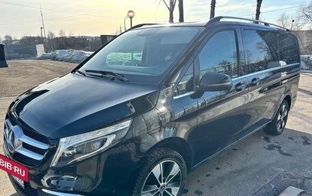 Mercedes-Benz V-Класс, 2021 год, 10 000 000 рублей, 15 фотография