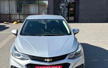 Chevrolet Cruze II, 2017 год, 1 075 000 рублей, 7 фотография