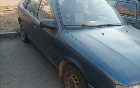 Opel Vectra A, 1988 год, 90 000 рублей, 2 фотография