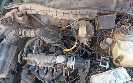 Opel Vectra A, 1988 год, 90 000 рублей, 6 фотография