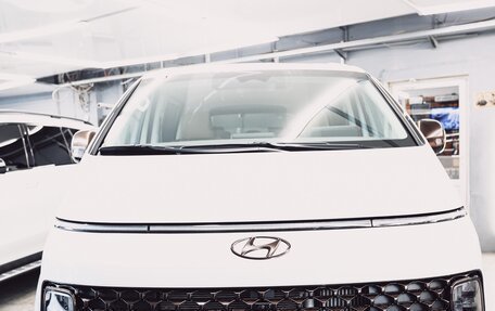 Hyundai Staria, 2024 год, 7 700 000 рублей, 2 фотография