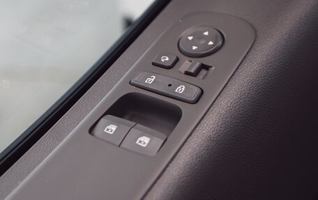 Hyundai Staria, 2024 год, 7 700 000 рублей, 14 фотография