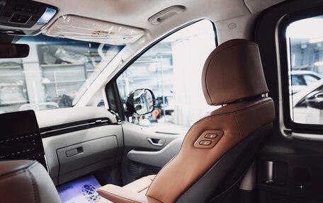 Hyundai Staria, 2024 год, 7 700 000 рублей, 22 фотография