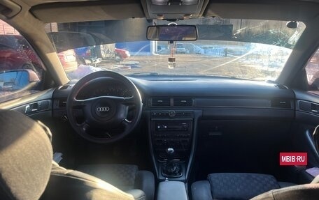 Audi A6, 1998 год, 500 000 рублей, 6 фотография