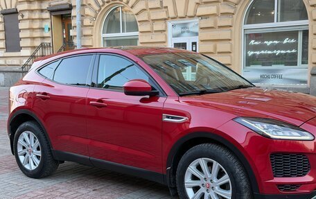 Jaguar E-Pace, 2019 год, 2 330 000 рублей, 12 фотография