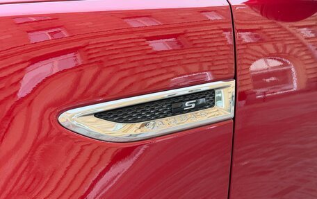 Jaguar E-Pace, 2019 год, 2 330 000 рублей, 15 фотография