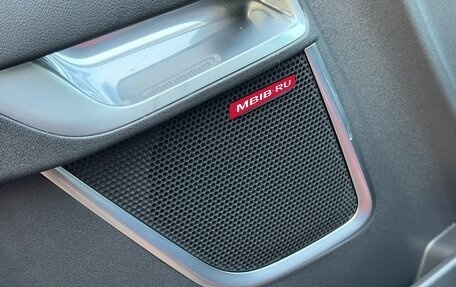 Jaguar E-Pace, 2019 год, 2 330 000 рублей, 26 фотография