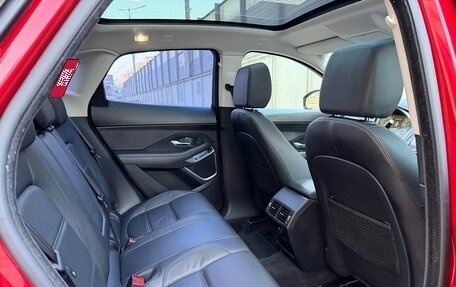 Jaguar E-Pace, 2019 год, 2 330 000 рублей, 34 фотография