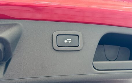 Jaguar E-Pace, 2019 год, 2 330 000 рублей, 38 фотография