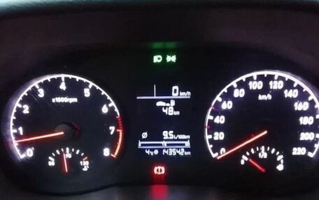 Hyundai Solaris II рестайлинг, 2017 год, 1 049 999 рублей, 4 фотография