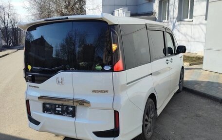 Honda Stepwgn IV, 2019 год, 2 380 000 рублей, 5 фотография