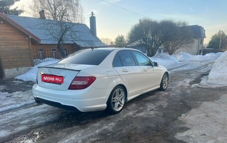 Mercedes-Benz C-Класс, 2011 год, 1 350 000 рублей, 4 фотография