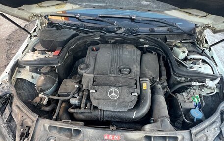 Mercedes-Benz C-Класс, 2011 год, 1 350 000 рублей, 28 фотография