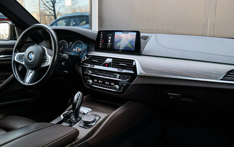 BMW 5 серия, 2019 год, 4 997 000 рублей, 7 фотография