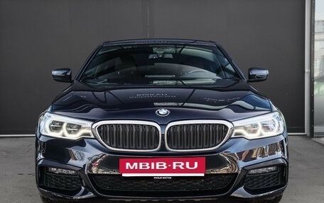 BMW 5 серия, 2019 год, 4 997 000 рублей, 3 фотография