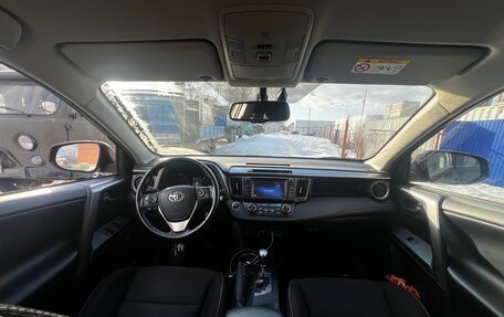 Toyota RAV4, 2019 год, 3 050 000 рублей, 2 фотография