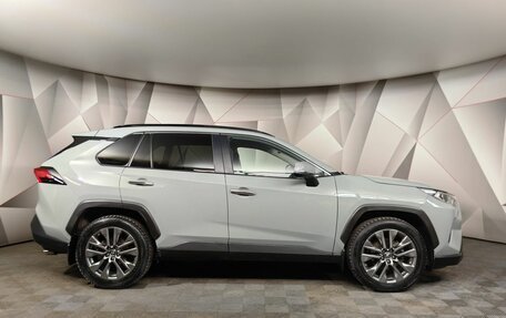 Toyota RAV4, 2020 год, 3 990 000 рублей, 6 фотография