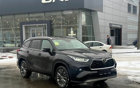 Toyota Highlander, 2026 год, 5 850 000 рублей, 1 фотография