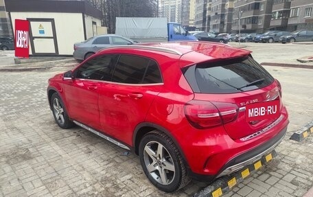 Mercedes-Benz GLA, 2018 год, 2 999 000 рублей, 3 фотография