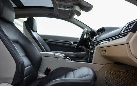 Mercedes-Benz E-Класс, 2014 год, 2 049 000 рублей, 29 фотография