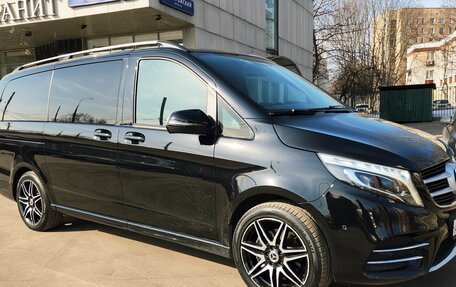 Mercedes-Benz V-Класс, 2019 год, 4 600 000 рублей, 6 фотография
